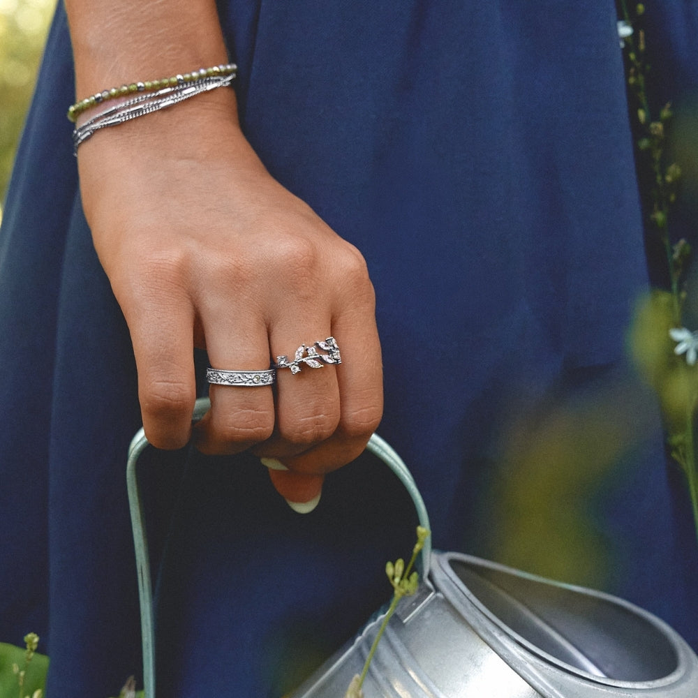Silver Sculpted Flower Band Ring