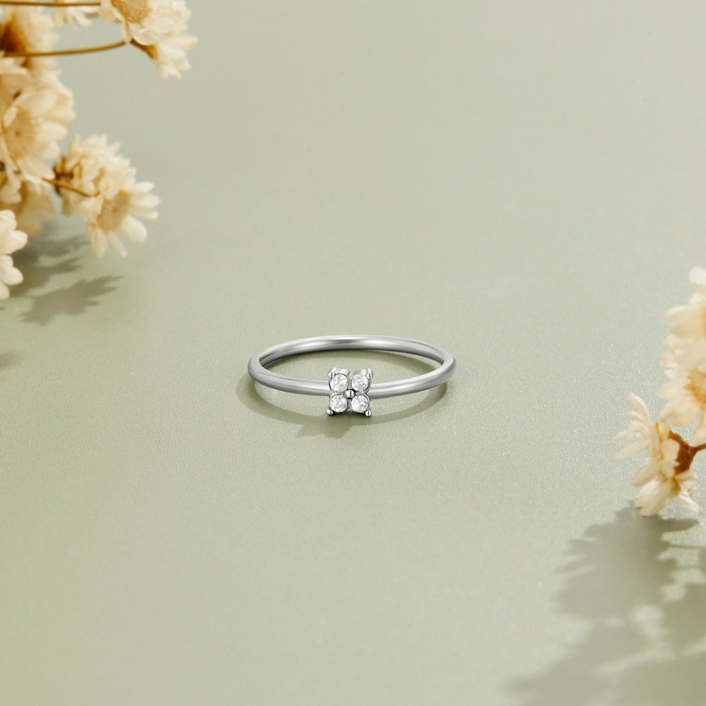 Tiny Petal Silver Ring