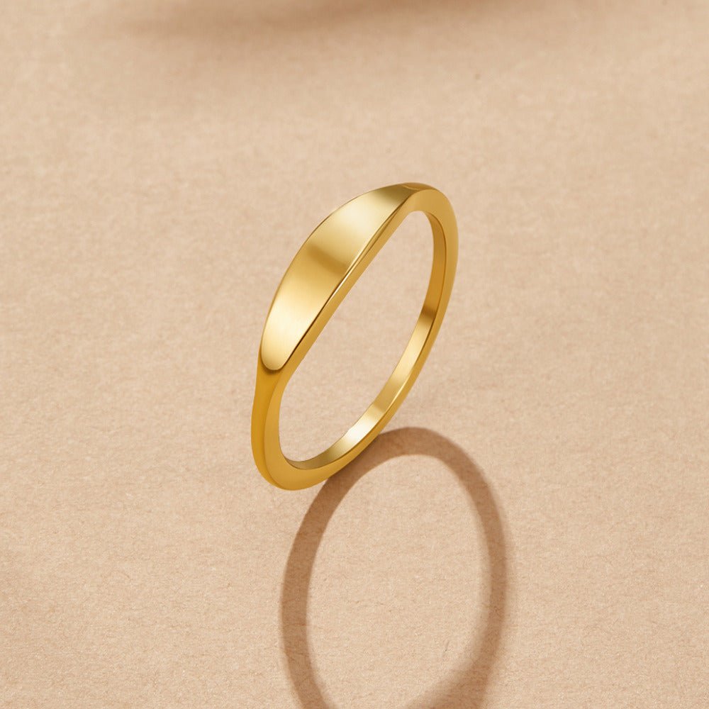 Pipa Gold Signet Ring - Beautiful Earth Boutique