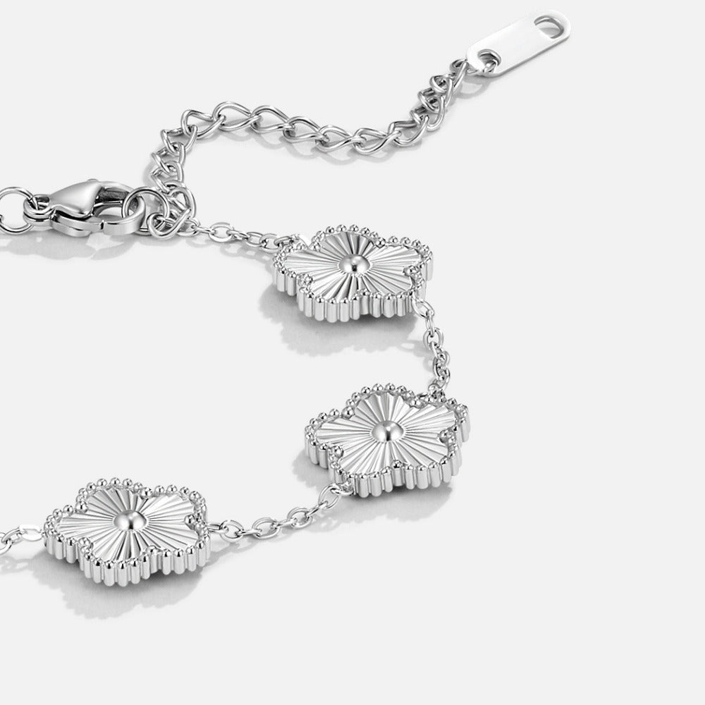 Silver Clover Bracelet - Beautiful Earth Boutique