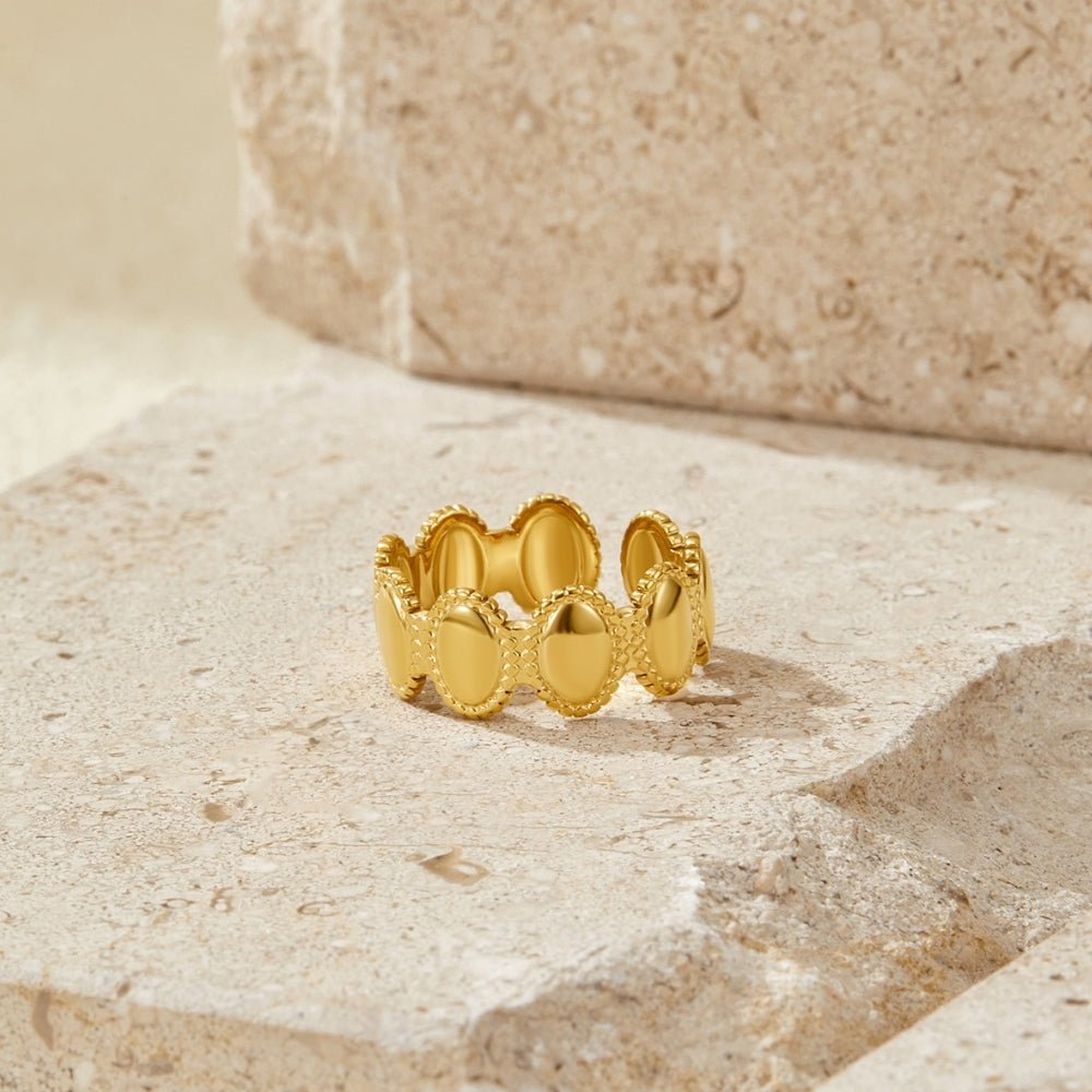 Vintage Athena Gold Ring - Beautiful Earth Boutique