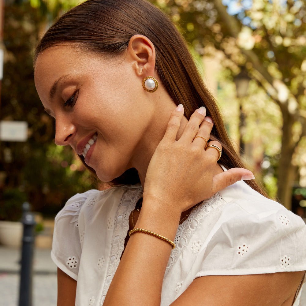 Vintage Monet Pearl Earrings - Beautiful Earth Boutique